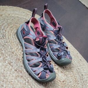 Keen Women’s Strappy Sandals in Gray and Pink
